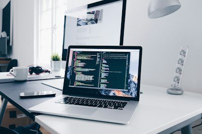 Full Stack Web Geliştirme kurs kapağı